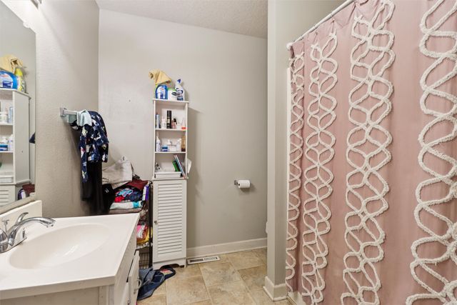 409 2nd Street, West Des Moines, IA 50265