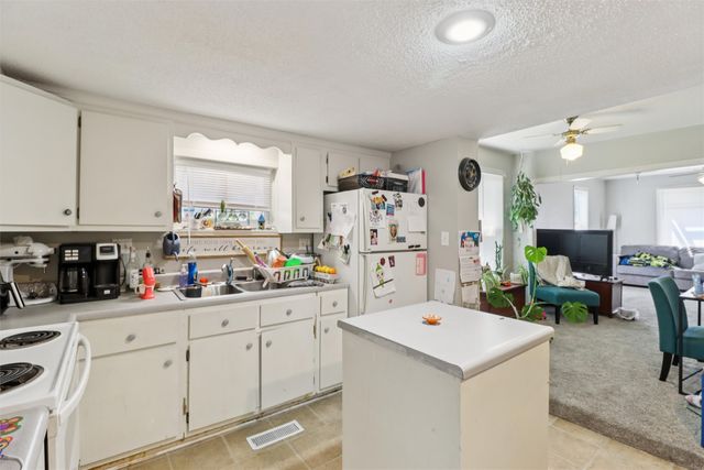 409 2nd Street, West Des Moines, IA 50265