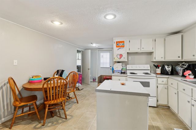 409 2nd Street, West Des Moines, IA 50265