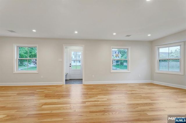134 Johnson Avenue, Mahwah, NJ 07430