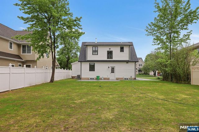 134 Johnson Avenue, Mahwah, NJ 07430
