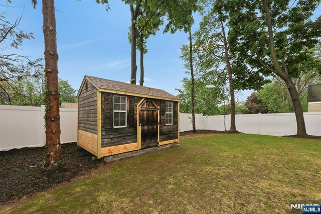 134 Johnson Avenue, Mahwah, NJ 07430