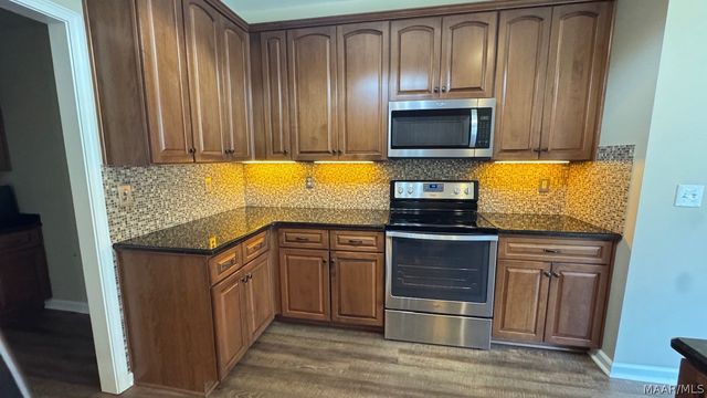9255 WHISPINE Court, Montgomery, AL 36117