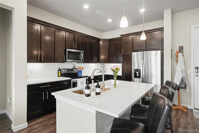 420 E Fremont Place 406, Centennial, CO 80122