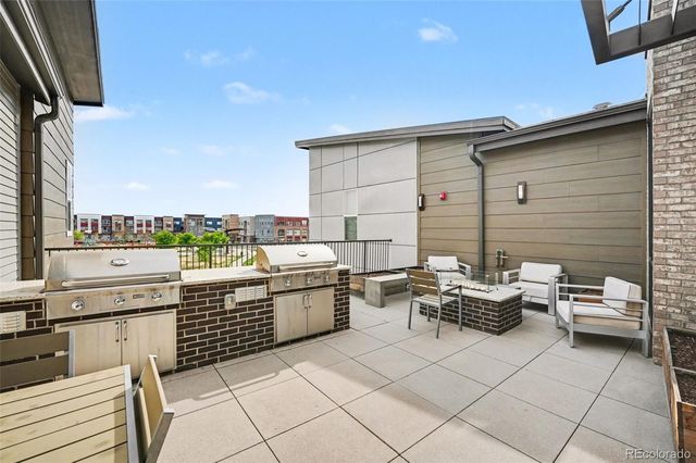 420 E Fremont Place 406, Centennial, CO 80122