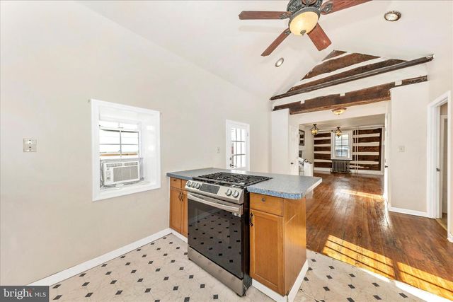 230 KNOXVILLE RD, Knoxville, MD 21758