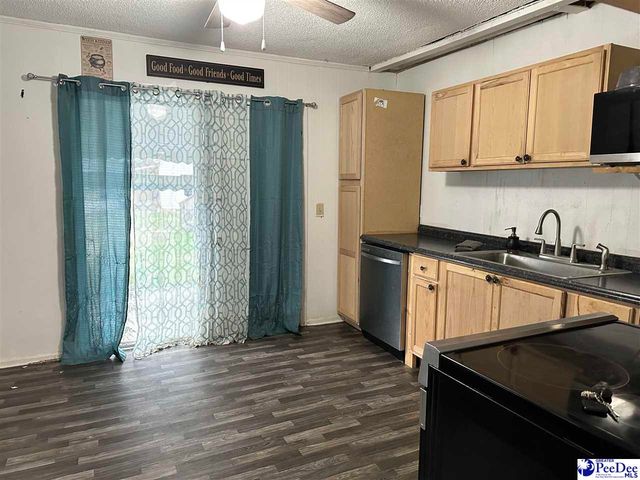308 Church St, Marion, SC 29571