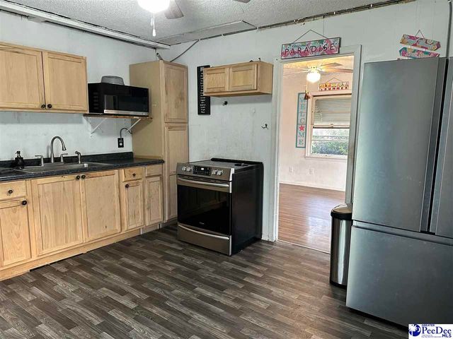 308 Church St, Marion, SC 29571