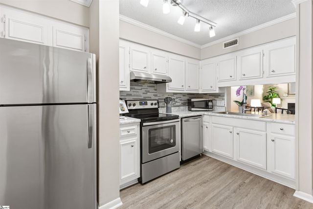 805 Stallings Road Unit 110, Taylors, SC 29687