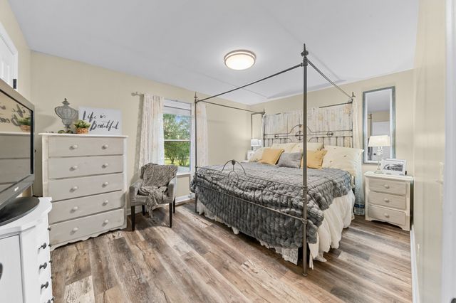 4751 Thick Rd, Chapel Hill, TN 37034