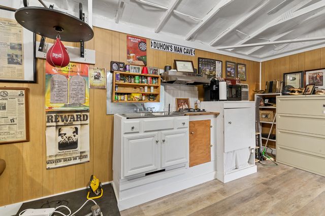 4751 Thick Rd, Chapel Hill, TN 37034