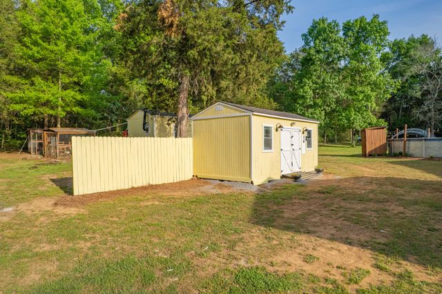 4751 Thick Rd, Chapel Hill, TN 37034