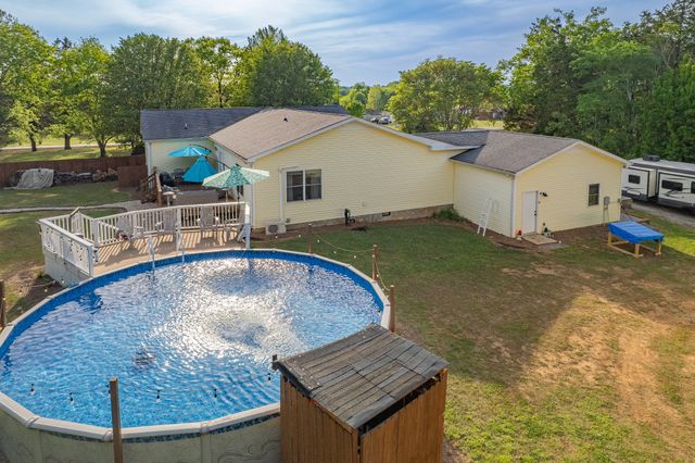 4751 Thick Rd, Chapel Hill, TN 37034