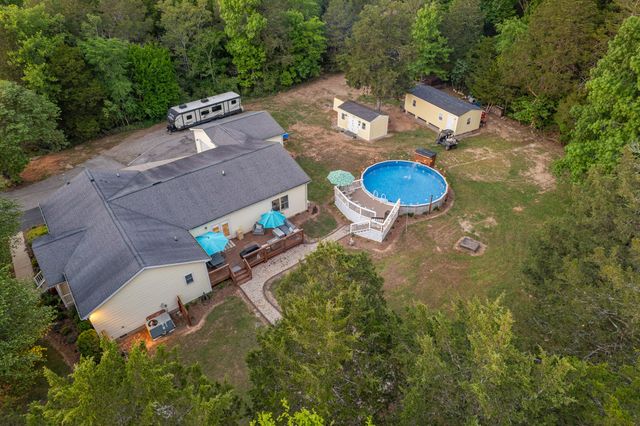 4751 Thick Rd, Chapel Hill, TN 37034