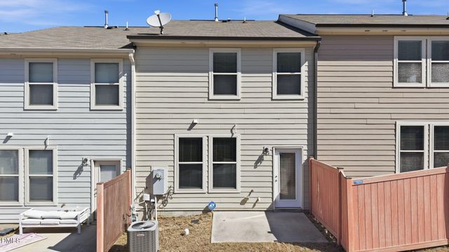 506 Oak Forest View Lane, Wake Forest, NC 27587