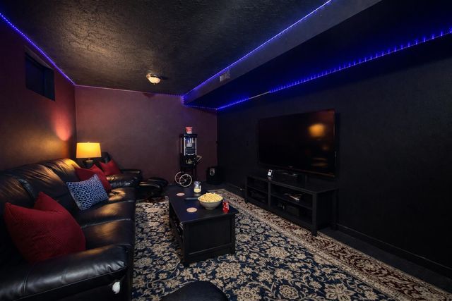 9728 N WOODRIDGE Dr, Spokane, WA 99208