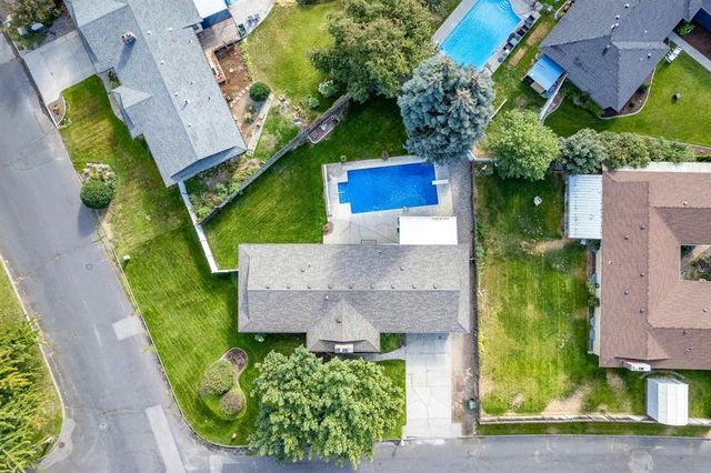 9728 N WOODRIDGE Dr, Spokane, WA 99208