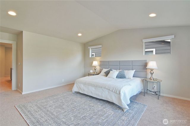 218 SW 96th Lane, Seattle, WA 98106