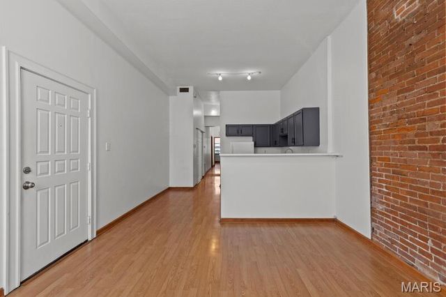 1711 S 8th Street, St Louis, MO 63104