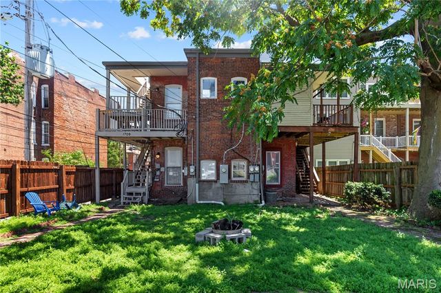 1711 S 8th Street, St Louis, MO 63104