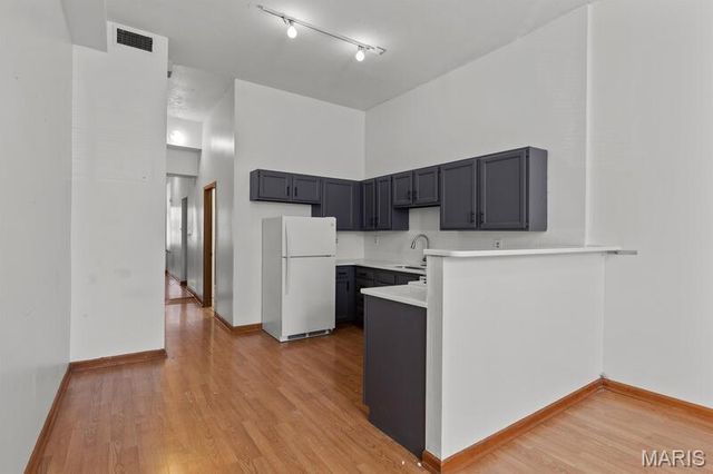 1711 S 8th Street, St Louis, MO 63104