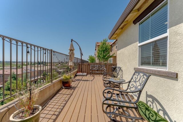 87 Huddlestone, Roseville, CA 95661