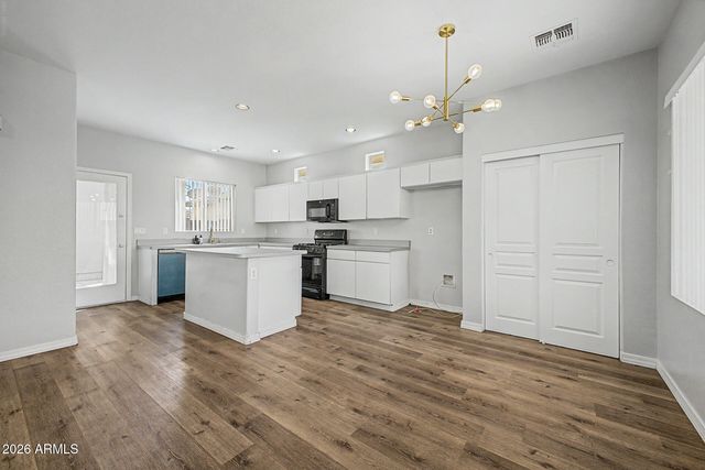 9442 W PALM Lane, Phoenix, AZ 85037