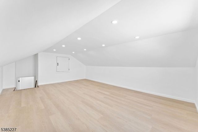 7 Luisser St, Clifton City, NJ 07012