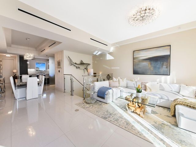 3040 N Ocean Boulevard N204, Fort Lauderdale, FL 33308