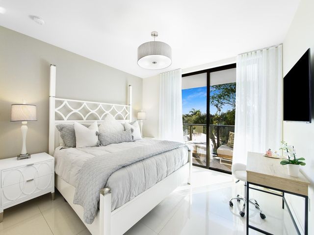 3040 N Ocean Boulevard N204, Fort Lauderdale, FL 33308