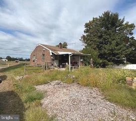 3146 MIDDLE CREEK RD, Gilbertsville, PA 19525