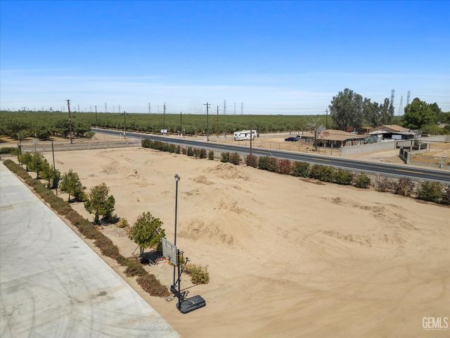 2522 Greeley Road, Bakersfield, CA 93314