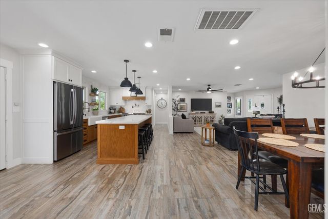 2522 Greeley Road, Bakersfield, CA 93314