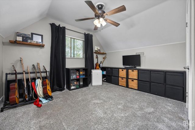 2522 Greeley Road, Bakersfield, CA 93314