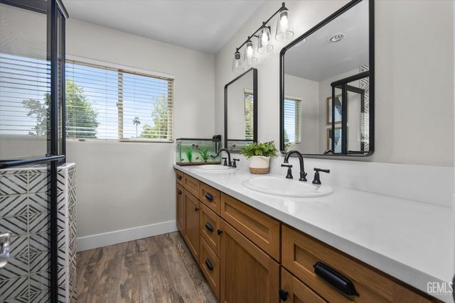 2522 Greeley Road, Bakersfield, CA 93314