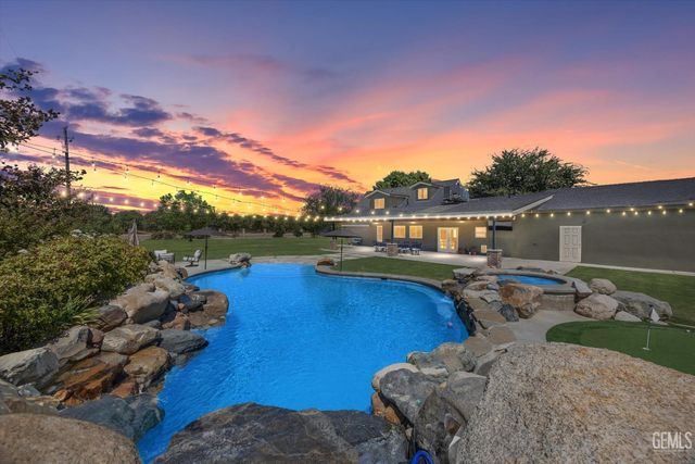 2522 Greeley Road, Bakersfield, CA 93314