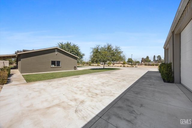 2522 Greeley Road, Bakersfield, CA 93314