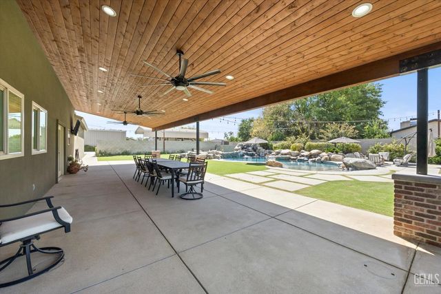 2522 Greeley Road, Bakersfield, CA 93314