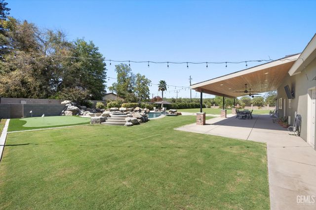 2522 Greeley Road, Bakersfield, CA 93314