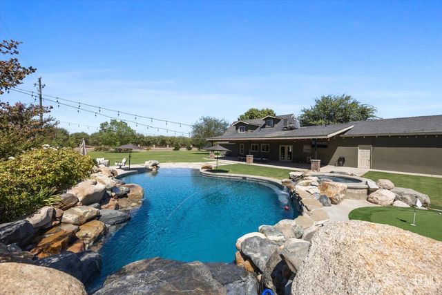 2522 Greeley Road, Bakersfield, CA 93314