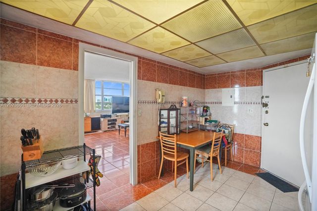 1351 NE Miami Gardens Drive 1006E, Miami, FL 33179