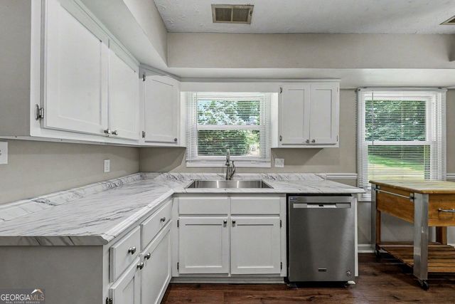 2570 Johnston Road NW, Kennesaw, GA 30152