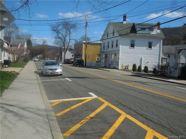 223 Hudson Street 2, Cornwall On Hudson, NY 12520