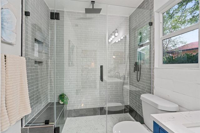 2110 Malvern Hill DR, Austin, TX 78745