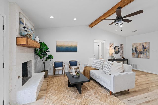 2110 Malvern Hill DR, Austin, TX 78745