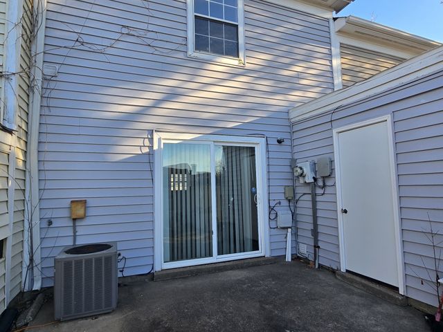 112 Greenland Ct, Clarksville, TN 37042