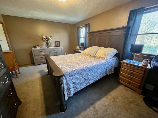 4727 AMHERST Road, Erie, PA 16506