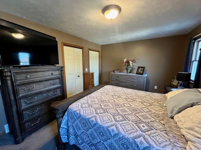 4727 AMHERST Road, Erie, PA 16506