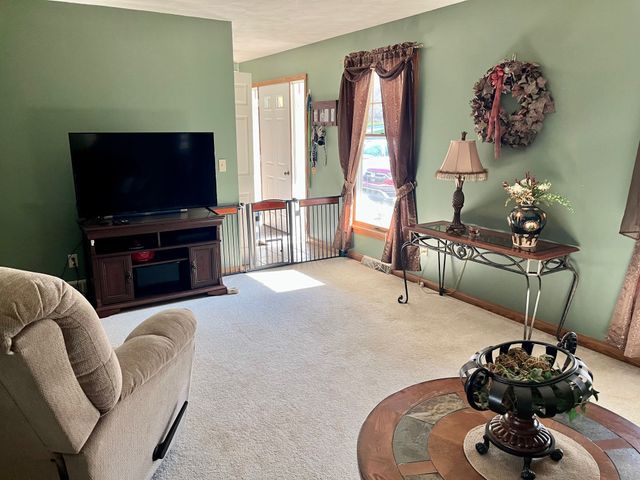 4727 AMHERST Road, Erie, PA 16506
