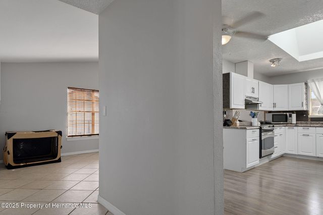 4286 Bluewater Avenue, Spring Hill, FL 34606